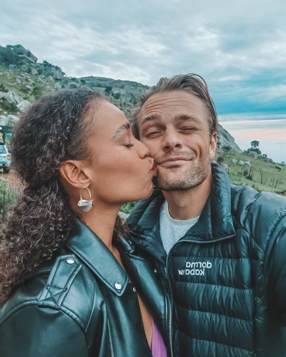 Gareth Ehret tweet media