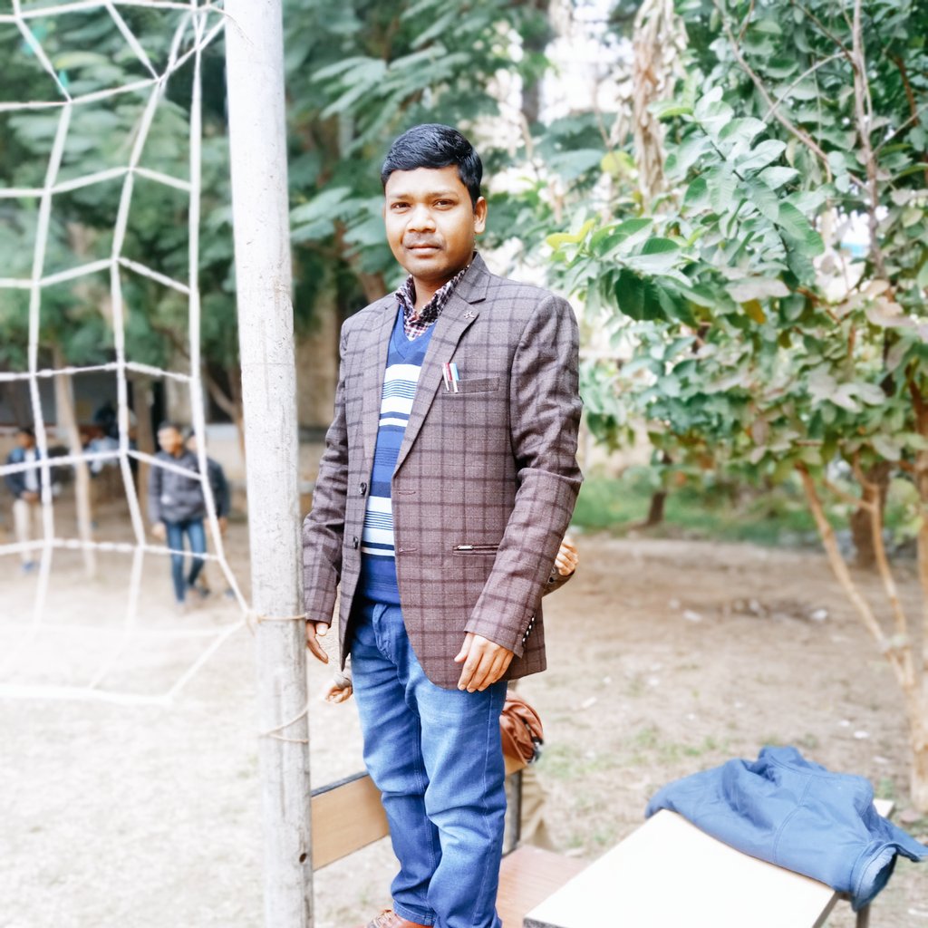 Ramashankar0123's tweet photo. नव वर्ष 2022 की ढेर सारी शुभकामनाएं नया शहर आपके लिए ढेरों खुशियां लेकर आए https://t.co/r628T6tIyT