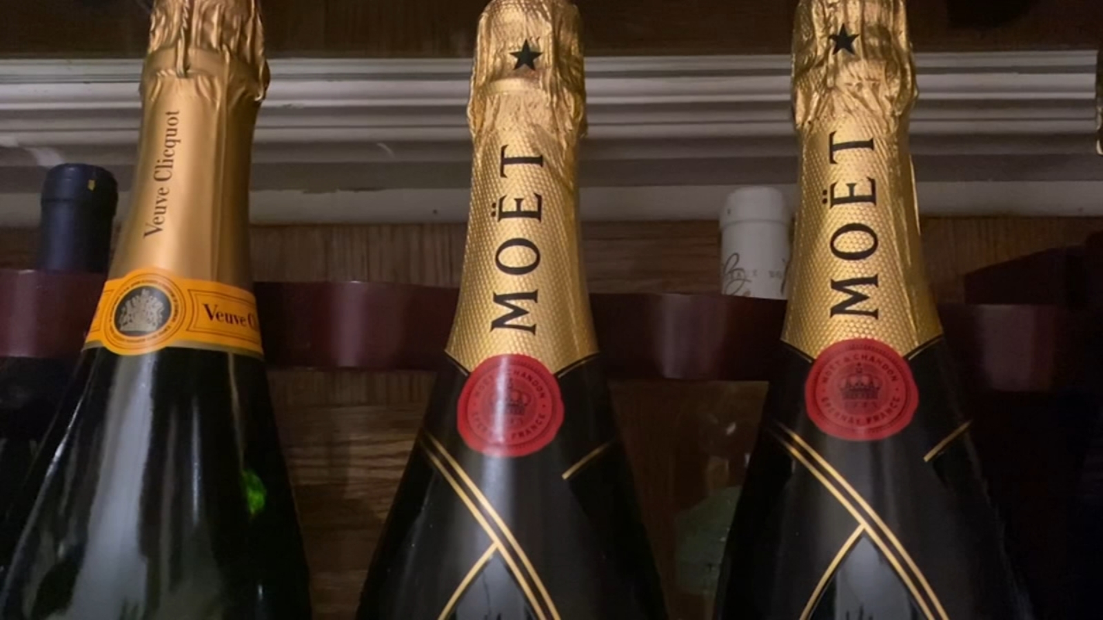 ABC30 Fresno on X: Some champagne types, like Moet & Chandon and Veuve  Clicquot, are already sold out ahead of New Year's Eve, liquor sellers say.    / X