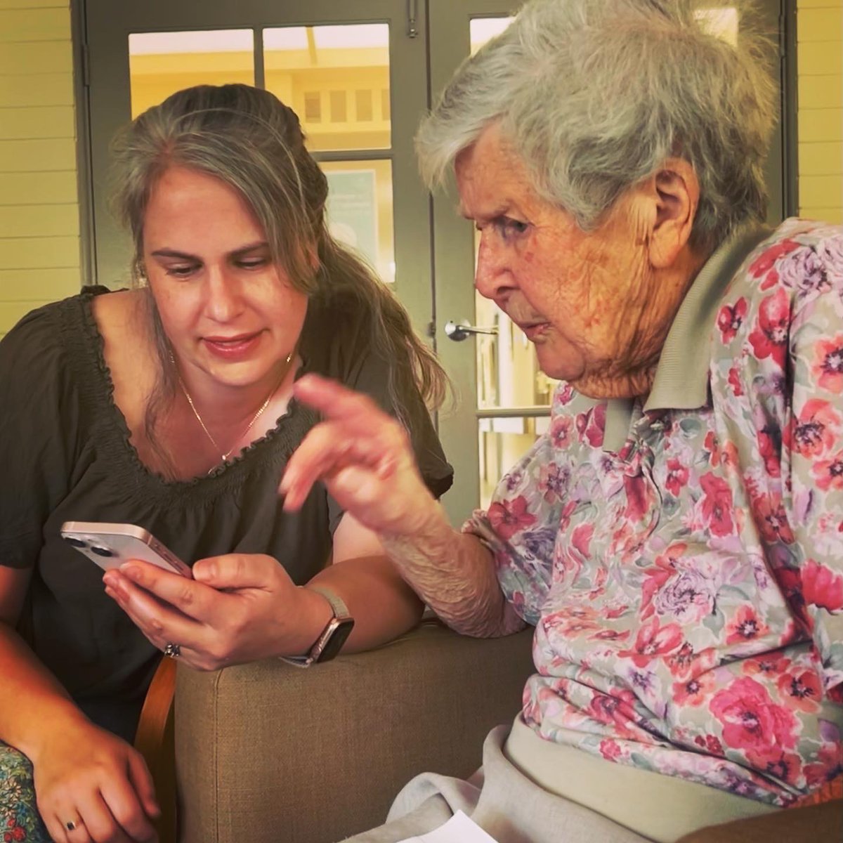 walmeister's tweet photo. Grateful for the resilience of this great grandmother. #grateful365 #photoADay #wal365 #greatGrandma #soManyStories #bonusPhoto. 366/365 https://t.co/qzzCdyvCY3