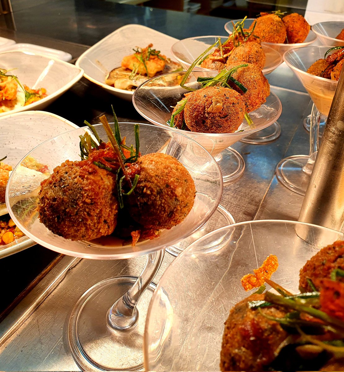 stephenbenn46's tweet image. Last Dinner of 2021 done on the #Borrdrillingprospector5 wishing all a Happy New Year and #LangMayYerLumReek @RonnieKelman1 @Grahamsinger11 @BerrymanMoira @Shadey_B @DanielMoloney93 @rubble1973 @Millers_Larder @markHD98 @AndrewS02536671 @tonymc9 @DavidHe66969503