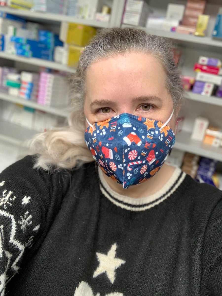cathrynjbrown's tweet photo. Rocking a Christmas jumper in a rota stylie - in a pharmacy, because where else would I be at 9:20 on New Year’s Day? #EighthDayOfChristmas #AlmostWoreJeans #PharmacyFamily #TeamLocum https://t.co/sjTKfiCCOM