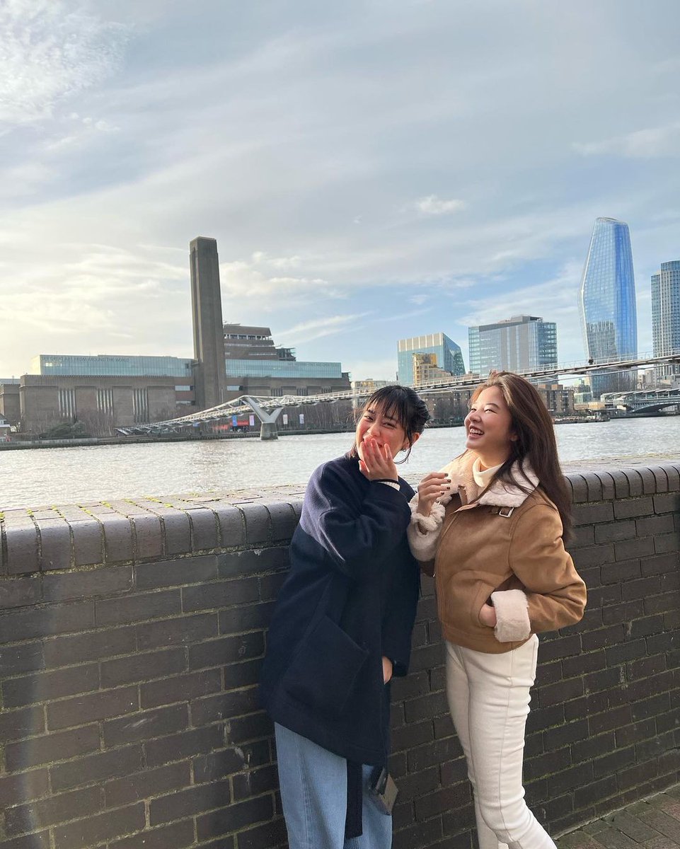mystar_box's tweet photo. [Fon IG] 220101 Look! Who is the first person I met in this year!!! 💕✨ ( sending you lots of love* ) 🥰
https://t.co/oTCwhmwDJH
#sananthachat 
#kemisarabelle
#เบลล์ฝน https://t.co/hDPZYTFLoy