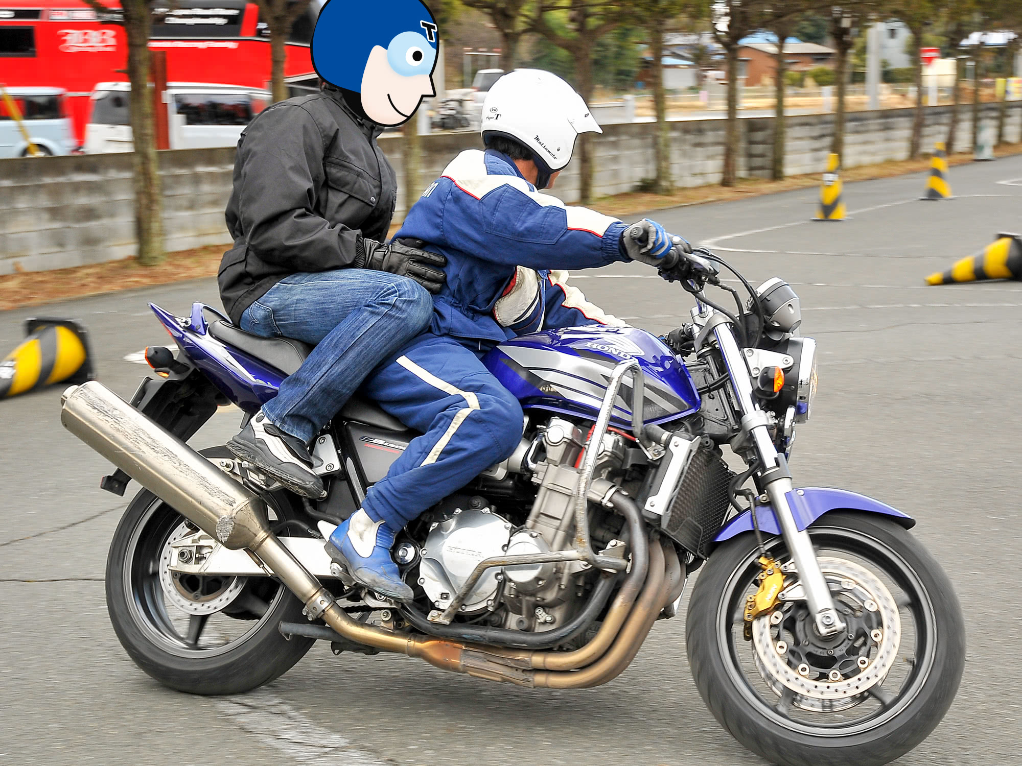 タンデムスタイル はじめてのバイク二人乗り タンデム 走行編 タンデムスタイル T Co R7qn4afl95 初心者向け タンデム 二人乗り 走行 グラブバー ニーグリップ タンデムスタイル バイク ビギナー T Co E4fjn8basj Twitter