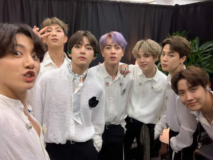 BTS tweet media