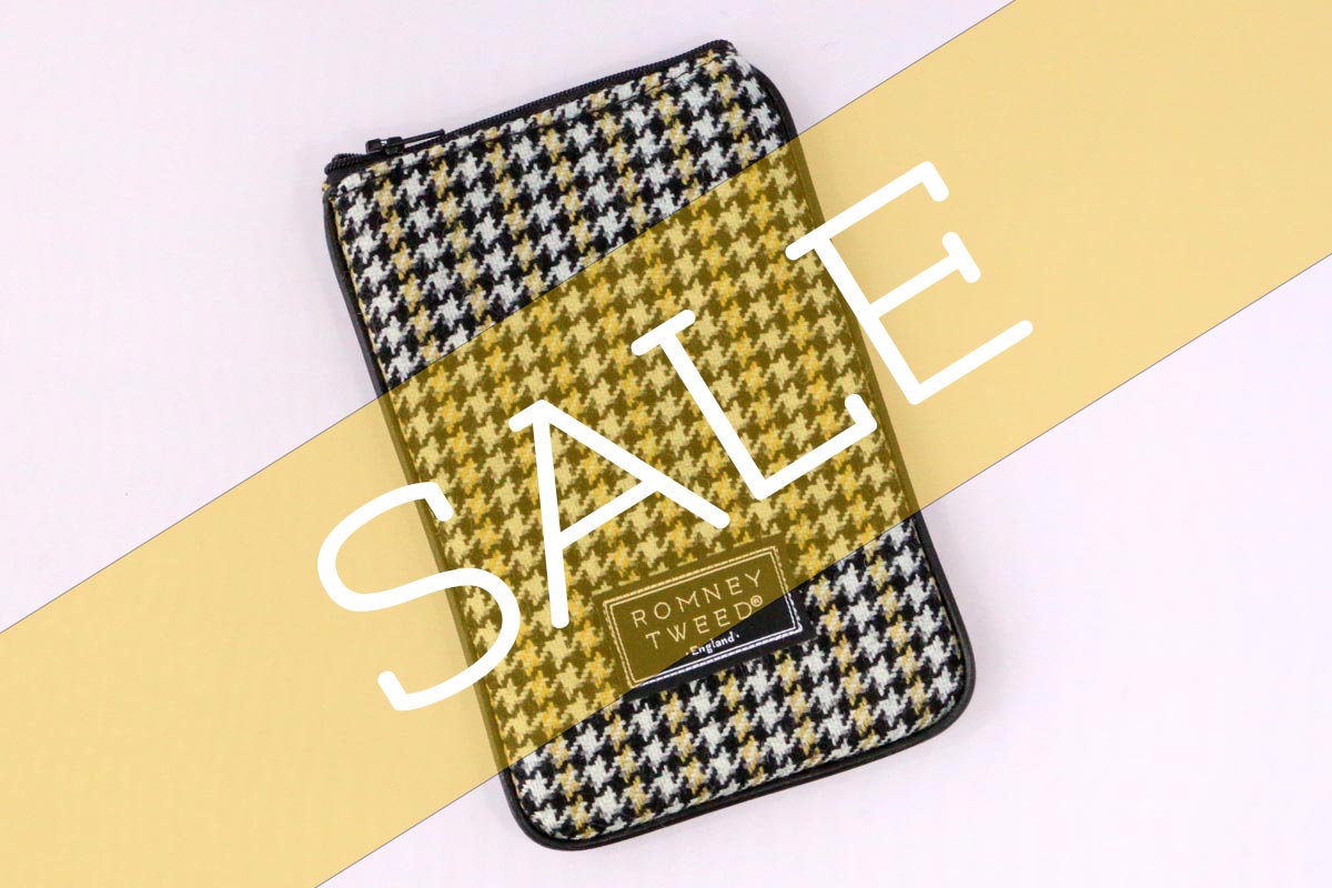 RomneyTweed's tweet image. Happy New Year! Great news to start the year with - our January sale starts today! 30% off selected products - snap them up soon as these products are end of lines, so this is your last chance. Price includes discount and UK mainland postage - romneytweed.co.uk/products/