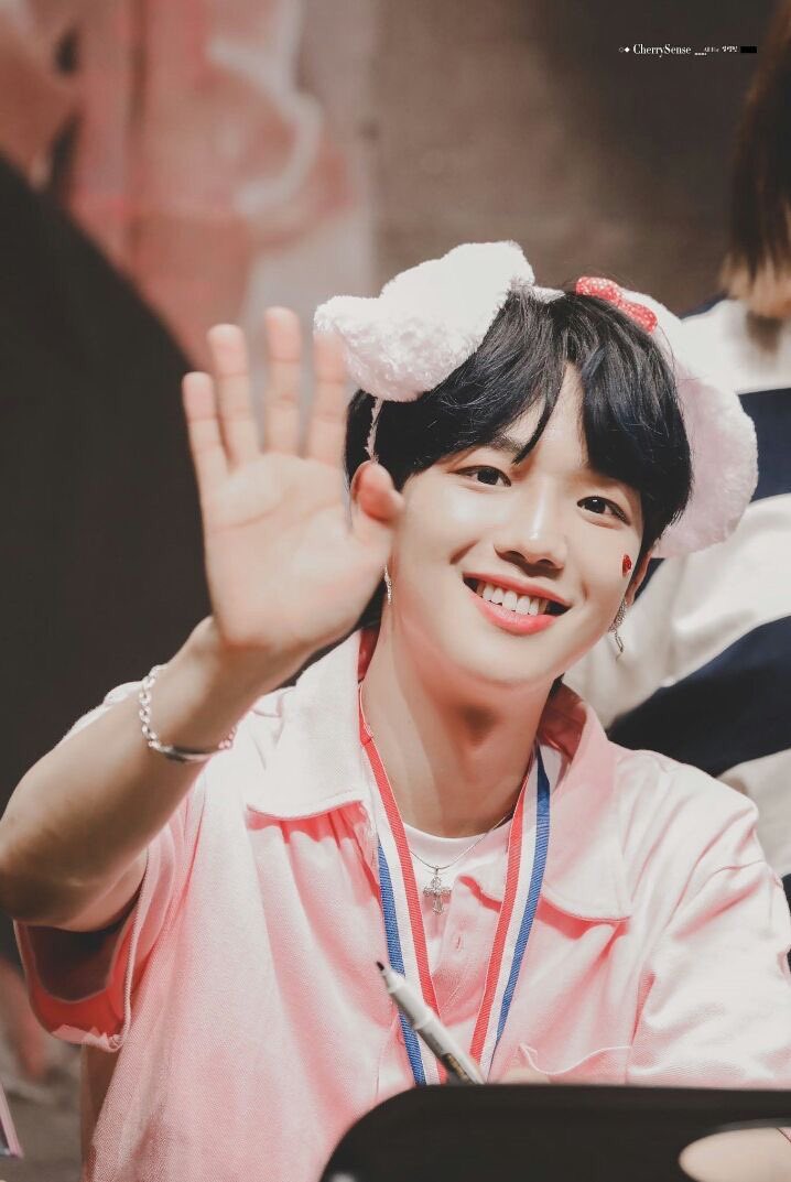 SPnewHT's tweet photo. อัพเดตจากยองมินนะคะ 💌

#อิมยองมิน #LIMYOUNGMIN #임영민 https://t.co/y2QIYer86a