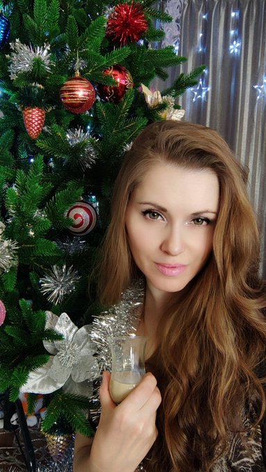 Happy New Year Twitter! 🎄🥂❄ https://t.co/0B2DLFANZ0<a href="/tag/%D0%BD%D0%BE%D0%B2%D0%B0%D1%8F%D0%B0%D0%B2%D0%B0%D1%82%D0%B0%D1%80%D0%BA%D0%B0"class="tags"><span>#новаяаватарка</span></a>