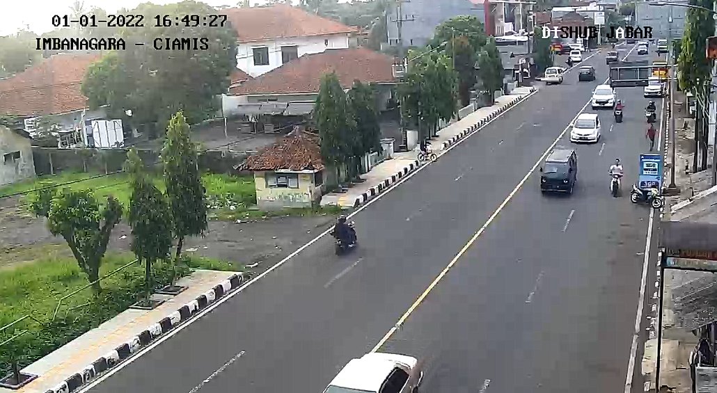 dishub_jabar's tweet photo. 16:50 | Pantauan arus lalin terkini di ruas jalan #Imbanagara #Ciamis #LalinJabar #infolalin #infoll #DishubJabar #JujurBerkendara #JujurDiJalan #JagaJarak #pakaimasker #cucitangan #dirumahaja https://t.co/opgoaBK3xs
