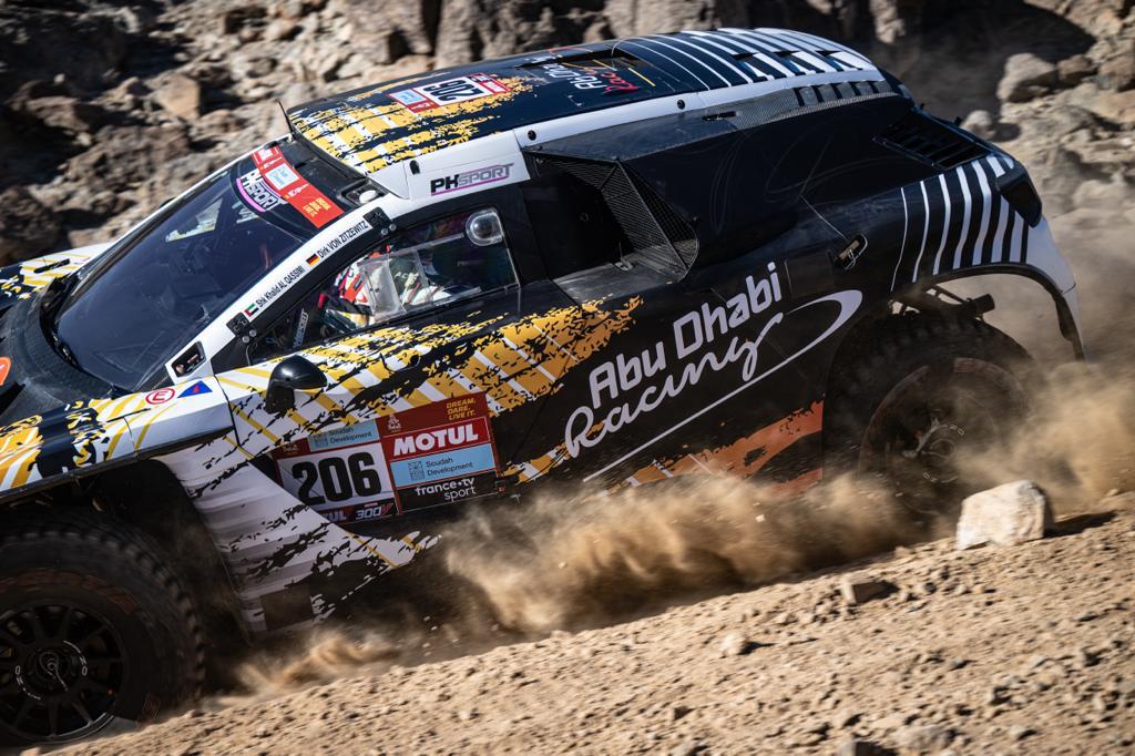 rallyedakar's tweet photo. That's qualifying done at the 2022 @dakar. #SheikhKhalid and myself finished P32 or so with a solid stage. But the real stuff comes up tom' with "SS1 proper".
#Dakar2022 @Dakarinsaudi_en @AbuDhabiRacing1 https://t.co/LPnN8tv1SW