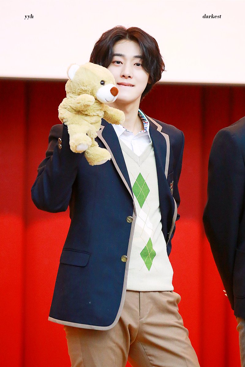 hourlyyh's tweet photo. #WEi #위아이 #YOOYONGHA #유용하 https://t.co/aXZNFZbOzN