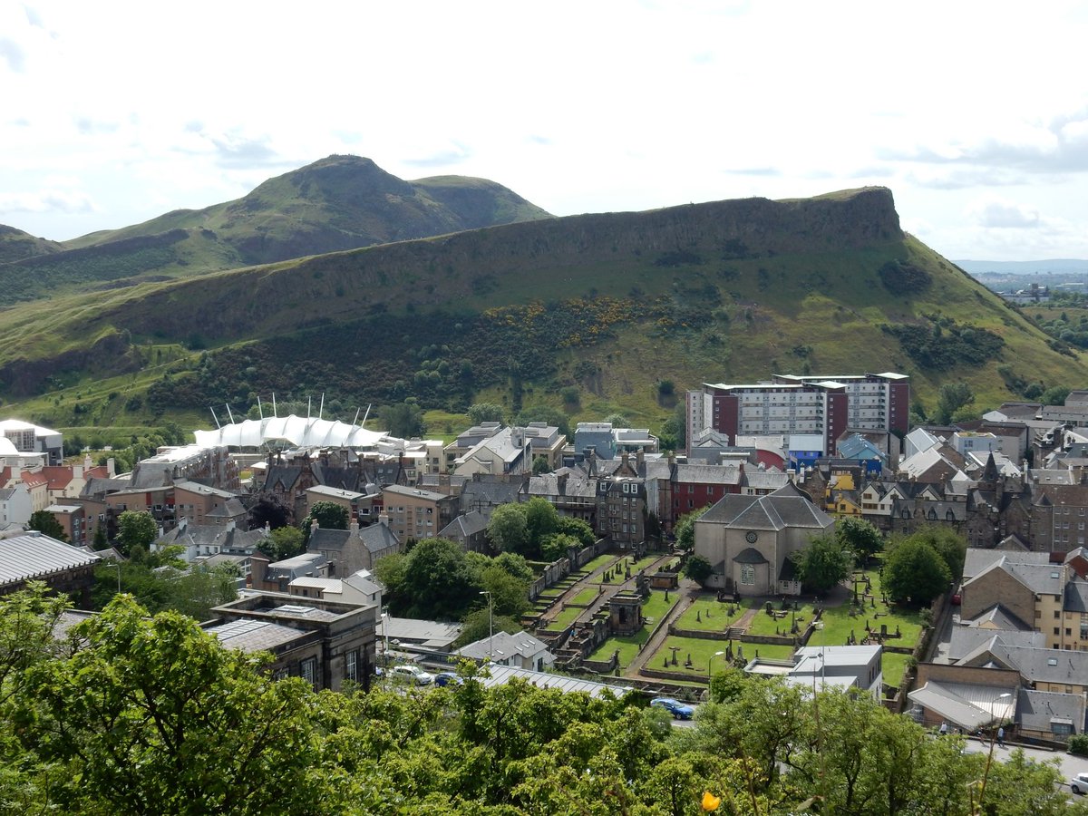 Happy New Year!🥳🍾 30 days until the Edinburgh Forum 😮 Final registrations ➡️ bit.ly/3EpSO8l. And don’t forget our online pre-forum exchange ➡️ bit.ly/3pJNrMz #vdgm #woncaeurope #rcgp #primarycare