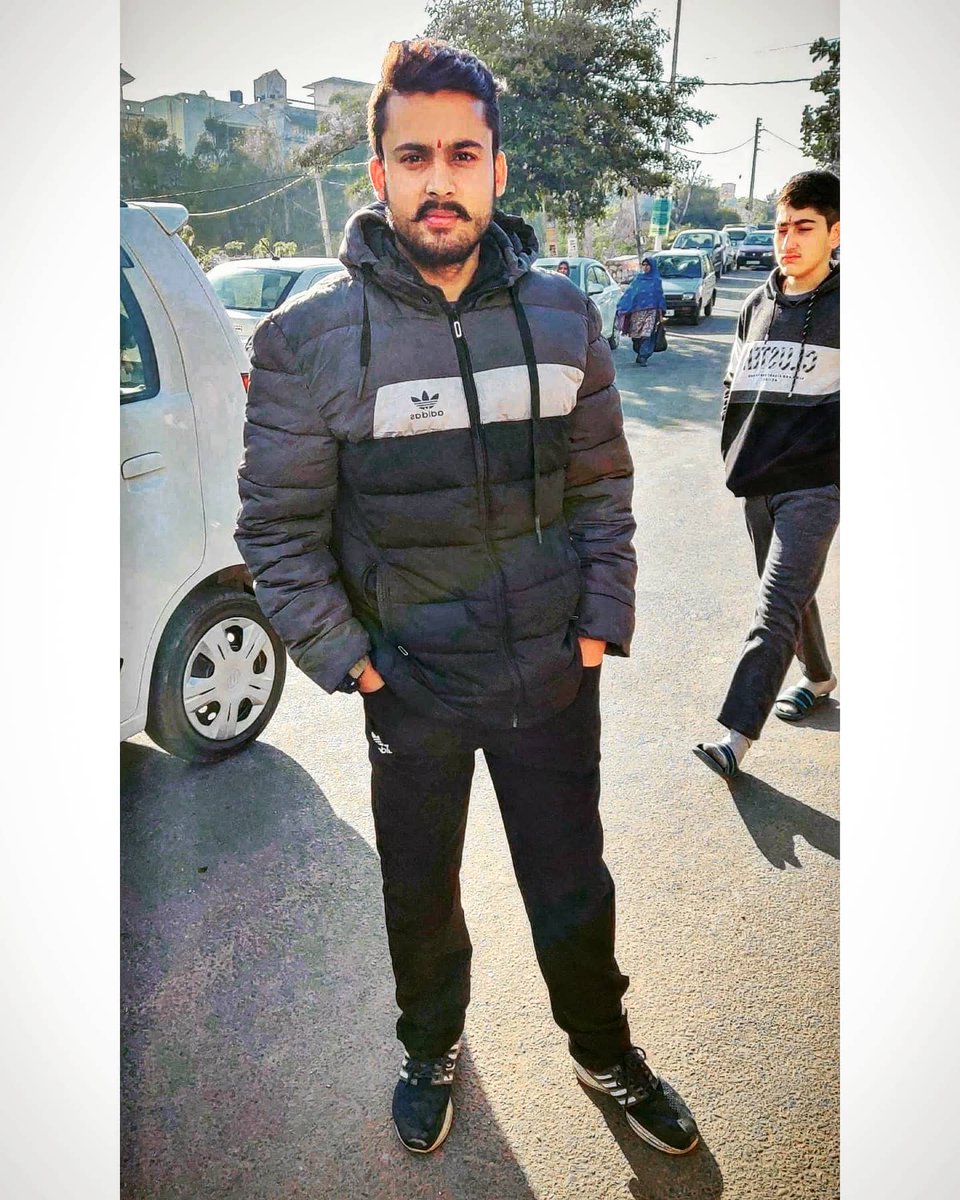 devil_loria's tweet photo. Attitude, Maturity and Mindset Are 
More Attractive Than LOOKS... 
♣🦅♠ https://t.co/9oDjlNNec4
