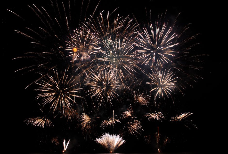EIHygiene's tweet photo. Wishing all our customers and employees a very Happy New Year for 2022. https://t.co/qpHuFWnU0S #happynewyear #2022 #hvac #kitchendeepclean #freshair https://t.co/JLHdXj7xua