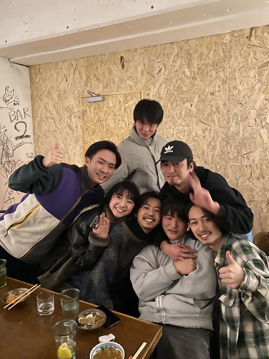 boabase_shisha's tweet photo. 皆様、あけましておめでとうございます🎍

この節目を迎えることができたのも、ひとえにBoa BASEを支えてくださった皆様のおかげです。

味も空間作りも全て込みで、2022年はもっといいお店にできるように精進します。

まだまだ未熟なお店ですが、これからもよろしくお願い致します。

(忘年会写真) https://t.co/pRd4fPz6Us