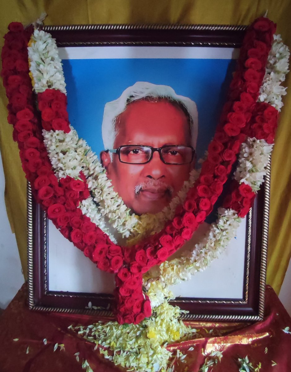 ManimaranSella's tweet photo. எங்கள் அடையாளம்
மூத்த வழக்கறிஞர்
மானமிகு பெரியவர்
அய்யா எஸ் எஸ் அவர்களின்
ஆசியுடன்...

அன்புமிக்க அனைவருக்கும் இனிய ஆங்கிலப் புத்தாண்டு நல்வாழ்த்துக்கள்-2022... https://t.co/DFQ4UojP1L