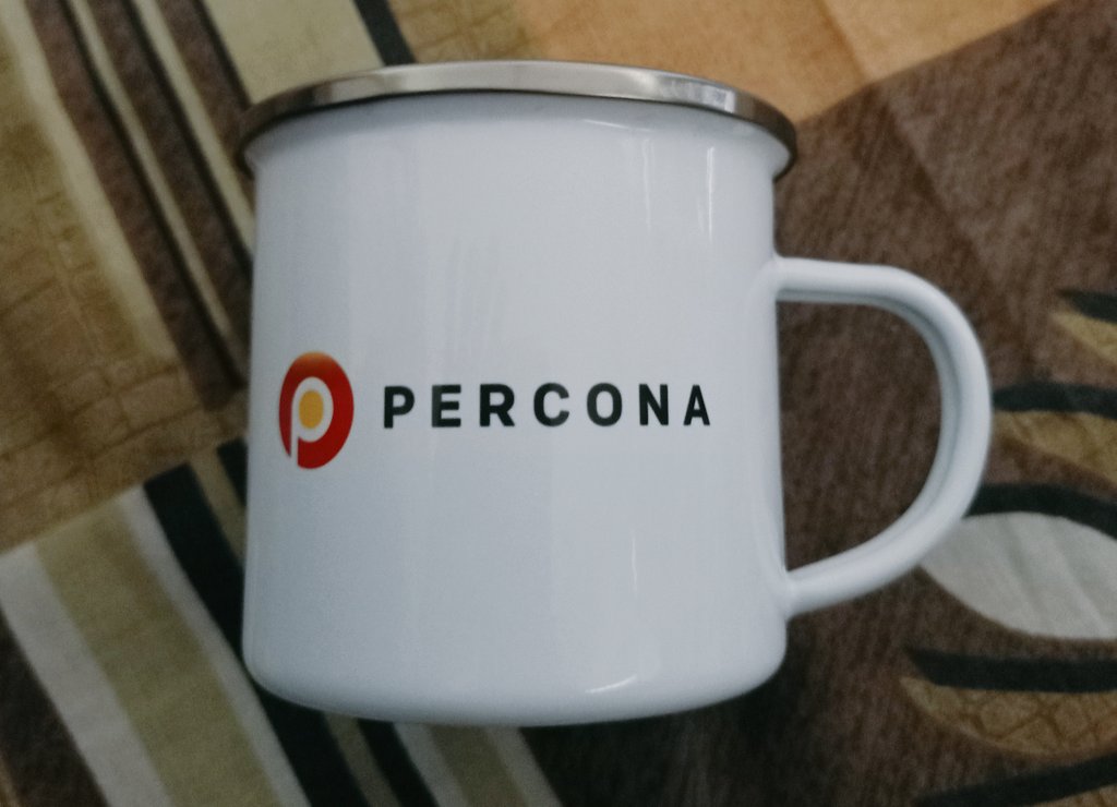 ChanduVadde4's tweet photo. Thank you @Percona 🎉🎉
My first swag in this New year 😍
#percona #reinvent2021 #swag #swags https://t.co/ONv2FMvMYP