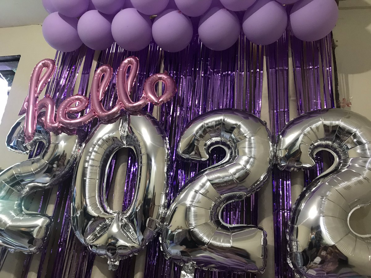 abbybmoico's tweet photo. Happy New Year 🥳 https://t.co/VR96zJpZ6z
