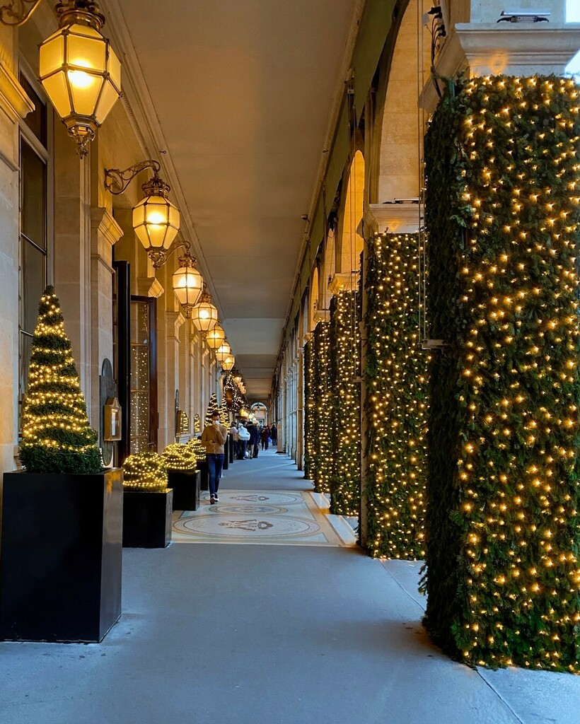 P Town Hotels Christmas 2022 Le Meurice On Twitter: "From The Bottom Of Our Hearts, We Wish You A Hapy  New Year And Hope 2022 Will Bring You Moments Of Joy, Peace And Renewed  Hope In The