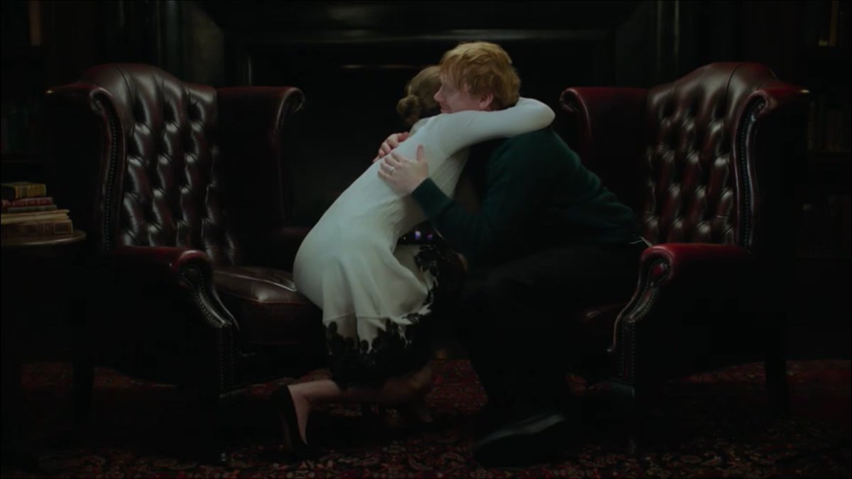 barchiebaby's tweet photo. GOD DAMN IT, RUPERT GRINT AND EMMA WATSON HAVE ME CRYING AND IT'S ONLY THE FIRST DAY OF THE YEAR! #HarryPotter20thAnniversary #ReturnToHogwarts https://t.co/1n6tX5MnJ3
