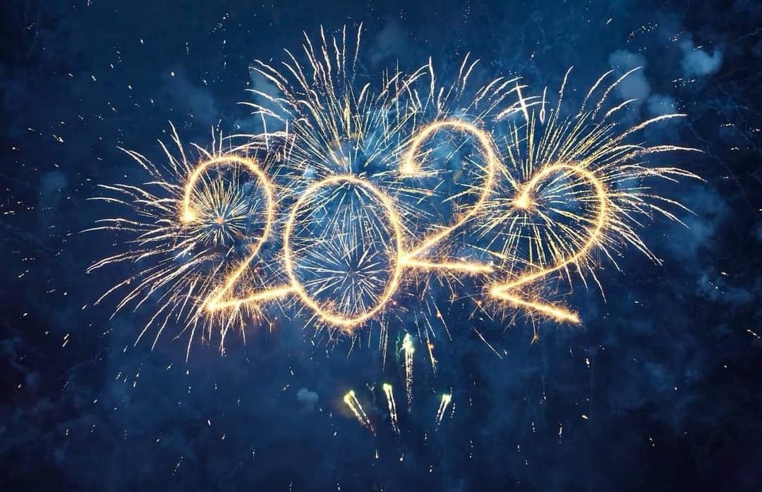 HoveGreyhounds's tweet photo. Welcome 2022! 🎉🥂🍾
We are Closed tonight, but look forward to seeing you all next week when we get back on track for the new year and resume normal hours.
#celebrate #NewYear2022 #Racing #hovedogs #greyhoundlove https://t.co/hg8VttRBii