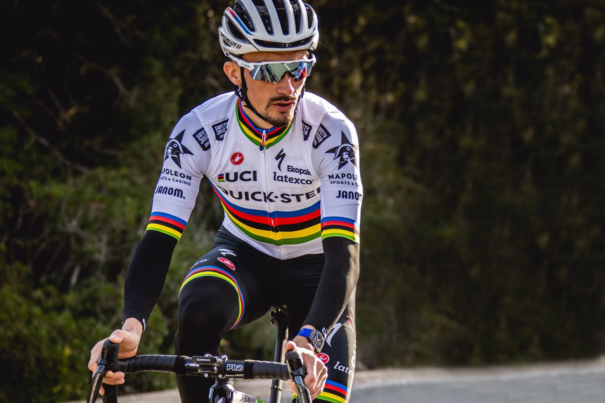 soudalquickstep's tweet photo. 🌈🌈🌈

Photo: @BeelWout https://t.co/TeeXH2WgiB