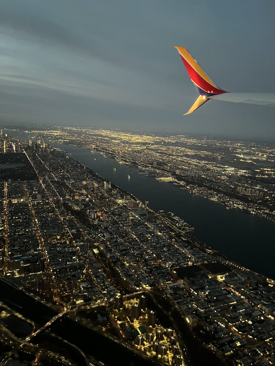 invader_dim's tweet photo. Traveling is amazing https://t.co/KX62ZYBhoq