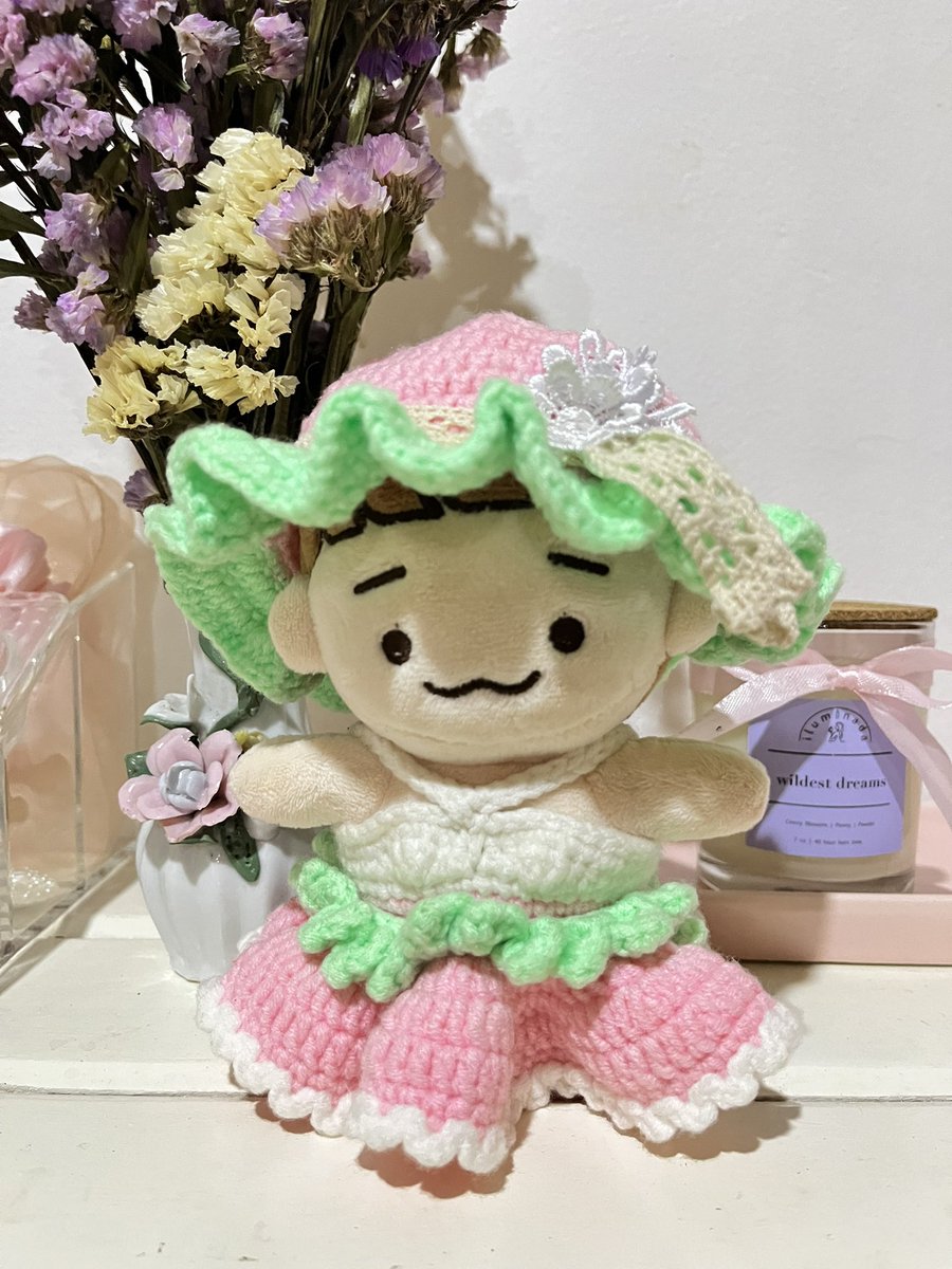 fleurdeLAYs's tweet photo. My bb looking great to welcome the new year. Thank you @ParkClothesLine ! 💞 (I’ll tweet separately for the pink jumper) #PCLfeedback https://t.co/UidOZjzn5k