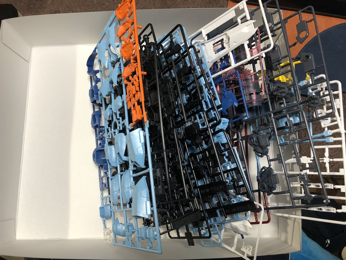 katsy_maru9's tweet image. ぼくの冬休み
始まります…！