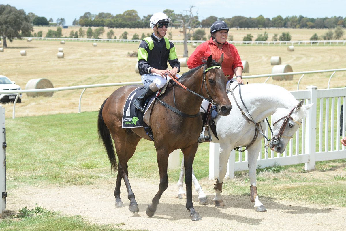 Country Racing tweet media