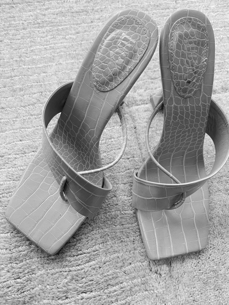 VoiceofDeborah's tweet photo. The mistake of 2021 😩🥲 these heels terrorised my toes all through #CrossOverService … #toethongheel #egoshoes https://t.co/0eflrV7Cjo
