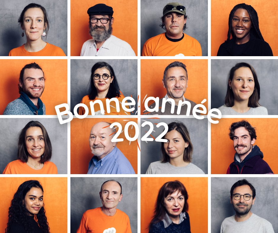 Entourage_asso's tweet photo. Les équipes Entourage et LinkedOut vous souhaitent une bonne année 2022 ! On profite de ce premier jour de l'année pour vous remercier de votre soutien tout au long de cette année 2021 🧡 Ensemble, faisons de 2022 une année plus inclusive pour les personnes exclues 👌 https://t.co/xaEZZkKUIa