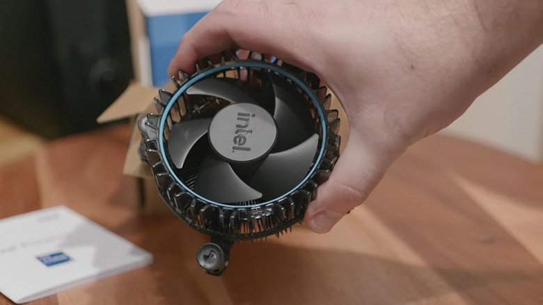 Корпус pccooler i100 a4. Боксовый кулер intel 1700. Кулер для intel core i5 3750. Lga 1700 кулер i5 12400. Кулер intel box 1700.