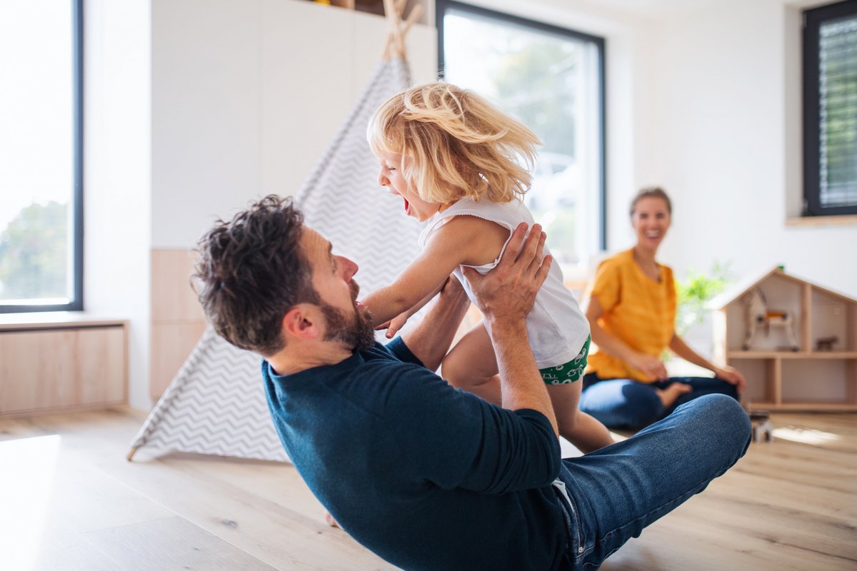 HealthNWealthU's tweet photo. How would you feel if you could spend more time with your family? When you have the flexibility to choose when and where you work, you can prioritize family time. Ask me how I did it. #familytime #beyourownboss #flexibility https://t.co/2EwL5oSCle