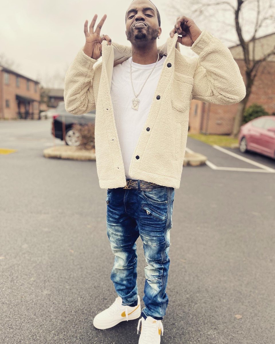 #HappyNewYear #rahthebroker #skthegang #Harlem #NewYorkCity #Pennsylvania #flyguy