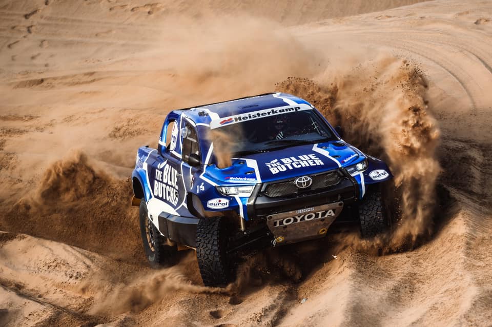 eurol_global's tweet photo. Eurol in #Dakar2022: Al-Attiyah victorious in Dakar Rally prologue! Read the whole story here: https://t.co/fq9VZ3h2QI #DakarRally #ToyotaGAZOORacing https://t.co/NgJiRFlCBT