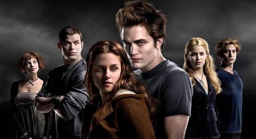 twilightreborn's tweet photo. it’s 2022 yet i’m still stuck in 2008 https://t.co/mNHmdfUXI4