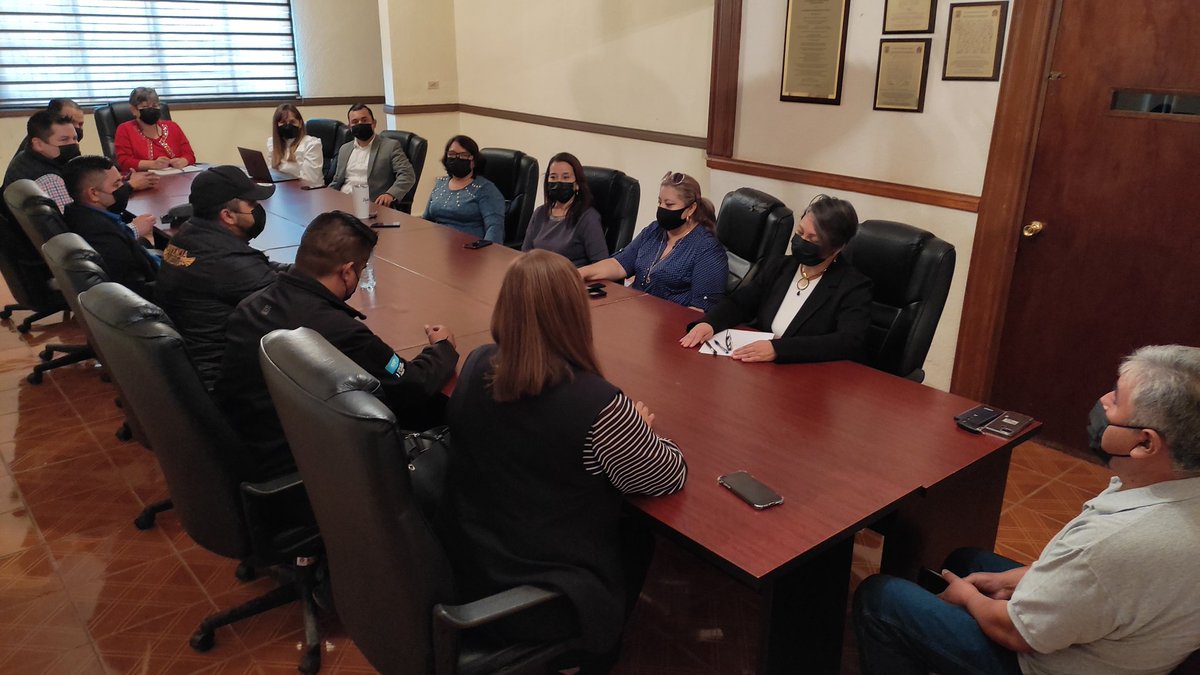 LauritaGalindo7's tweet photo. Primera sesión  ordinaria de Cabildo Administración 2022-2024 #Zaragoza #ComprometidosAServir https://t.co/5ZdoNoLxbx
