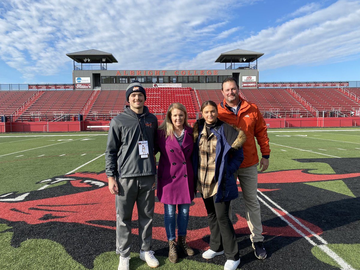timchrist07's tweet photo. Extremely grateful to have received my third offer from Albright College!!!! Thank you @CoachWeaverAC https://t.co/ZtB1cN4723