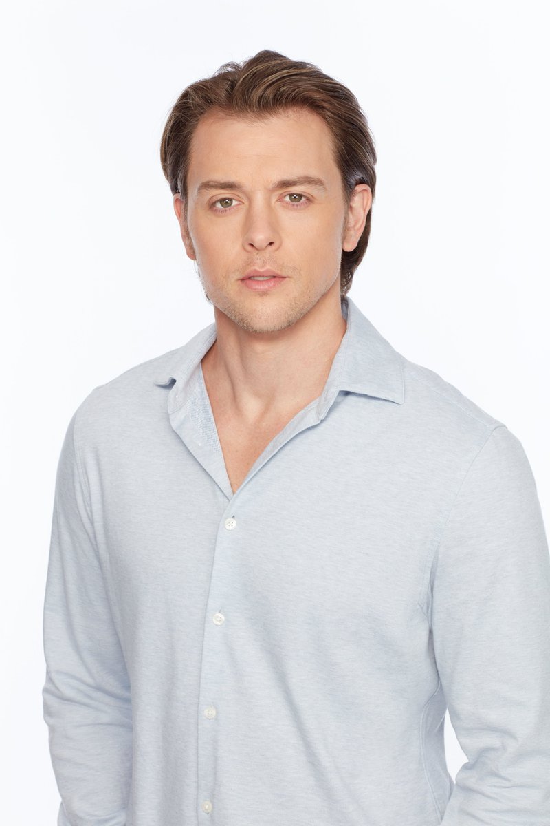 New promotional cast photo of Chad Duell (<a href="/duelly87/">Chad Duell</a>) as Michael Corinthos #GH #GeneralHospital