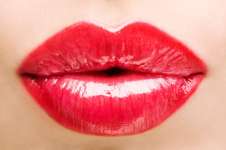 SlydeExpressB_'s tweet photo. How red lipstick went from risqué rouge to a symbol of American freedom New York Post 
https://t.co/NBhXlaKn2q https://t.co/D2WDZPnttK