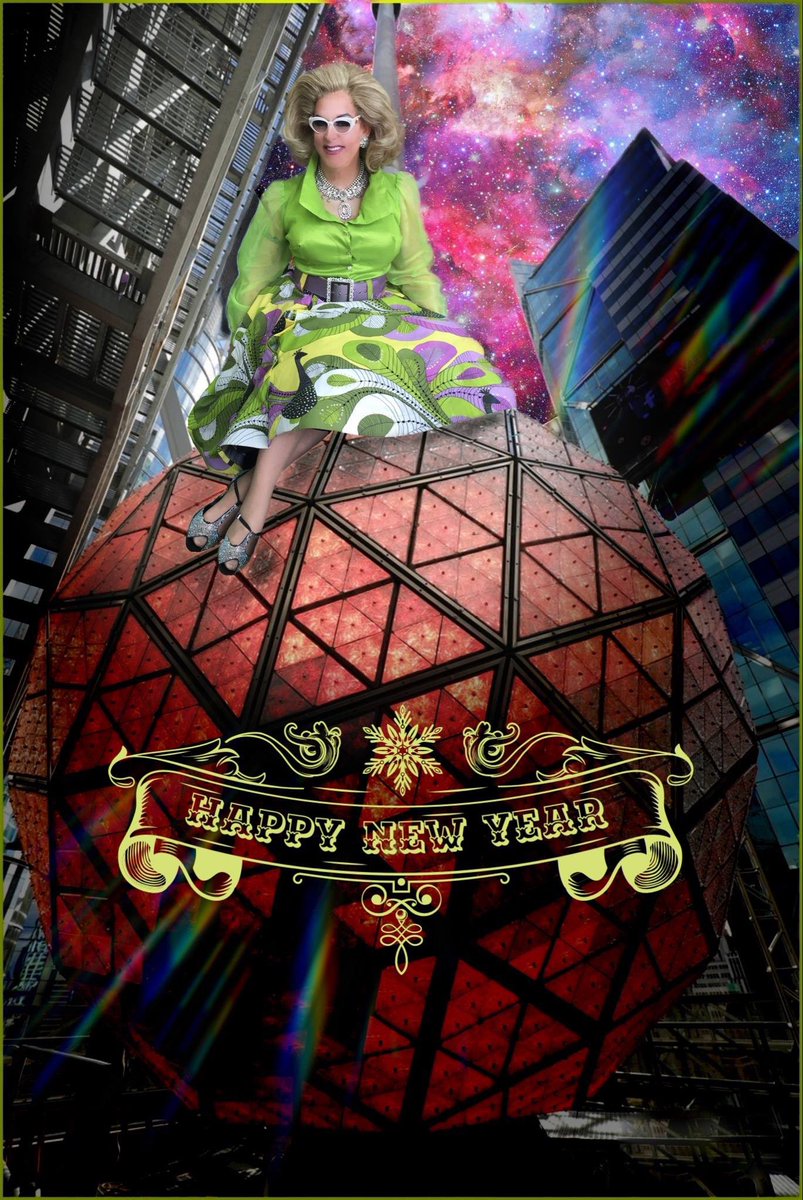 Doris_Dear's tweet photo. Happy New Year from #DorisDear https://t.co/SfqOJ8DAgf
