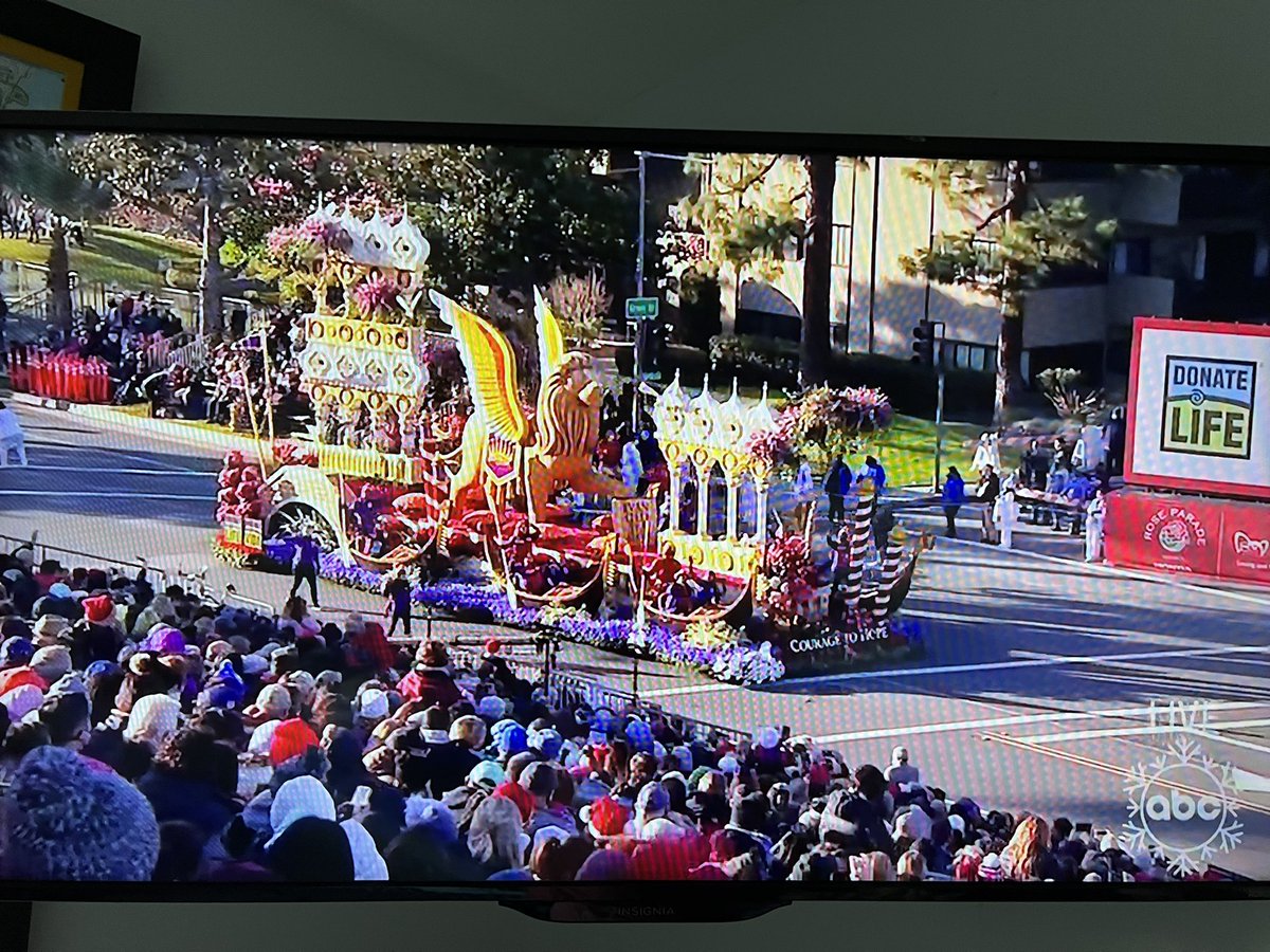 xplanteducation's tweet photo. #DonateLifeFloat #RoseParade https://t.co/41EZHPCBCF