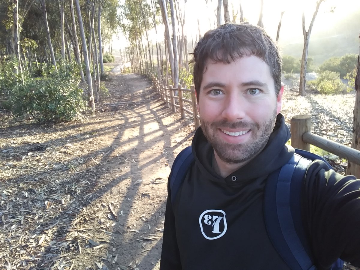 Homebrew_F3's tweet photo. 1 #DancingIdiot for some work this New Year's morning.
Mini-bootcamp, ruck in nature, and some much needed #MumbleChatter with the Creator. https://t.co/Hn4e6lYzuH