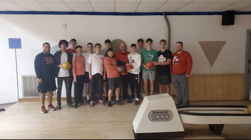 Happy New Year from Maypearl Basketball! Excited to see what 2022 has in store for us! #WIN