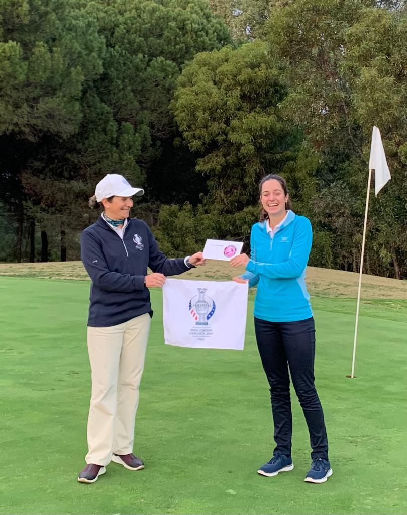 golfHadas's tweet photo. El Club Ambassador y AGHAP muestran su apoyo a @Teresa_ tb9. - *|https://t.co/rx1noawiCY #lashadasdelgolf https://t.co/JfuMMCbH3l