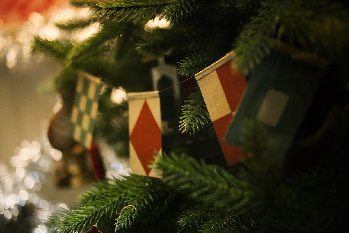 🎄✨ С Новым годом, дорогие друзья! Спасибо за то, что в эти сложные времена пандемий и ограничений вы остаётесь с нами.
Приходите в музей! Мы всегда вас ждём в музее-заповеднике «Гатчина».
#хочувгатчину #gatchinapalace