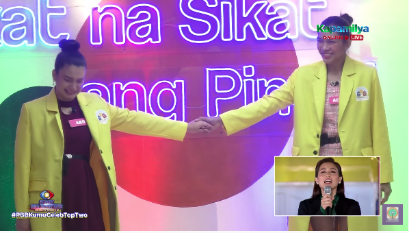 PBBabscbn's tweet photo. Sina Alyssa at Anji ang Celebrity Kumunity Top 2!
#PBBKumuCelebTopTwo https://t.co/YRCW3XFYl4