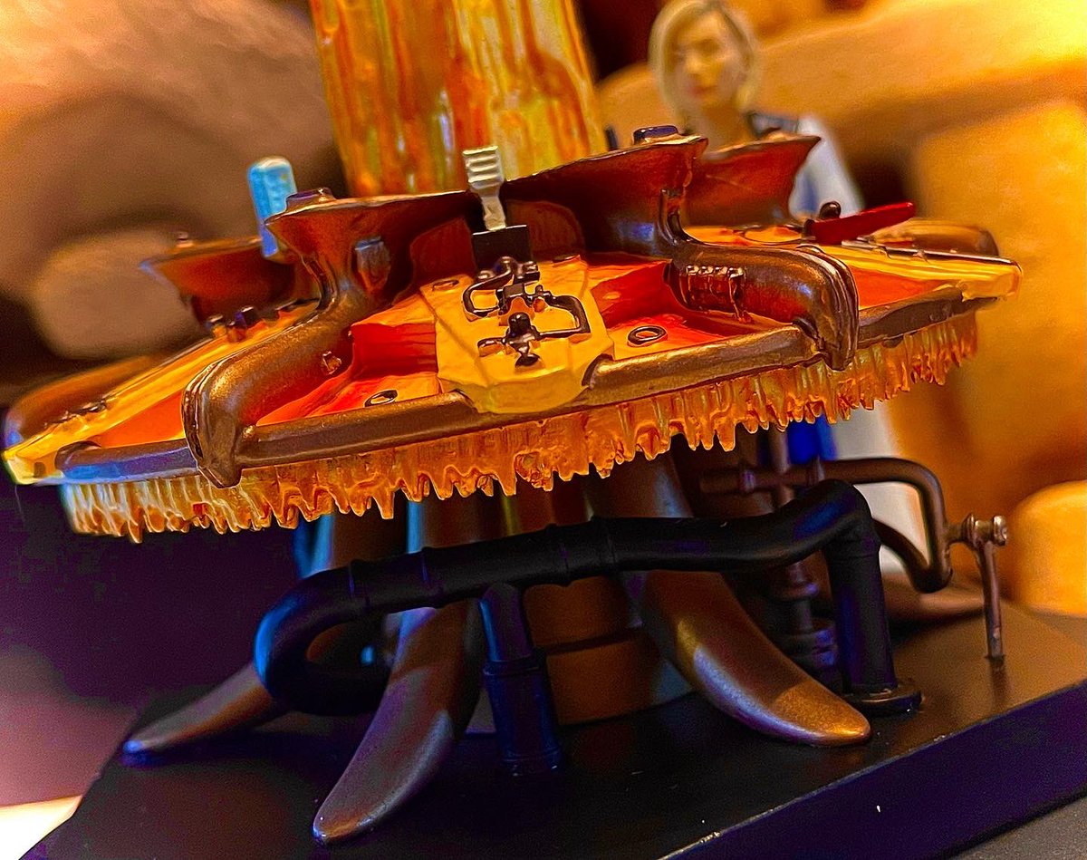 ToyTravelling's tweet photo. Hey there #toycollector friends and #DoctorWho fans alike - ahead of the upcoming #EveOfTheDaleks you might want to pass some time with a closer look at some of the @HeroCollector_ #TARDIS consoles over on my channel here: https://t.co/loWBil7bNj
Ranging from 1963-2022 thus far! https://t.co/KlMy3Osfwu