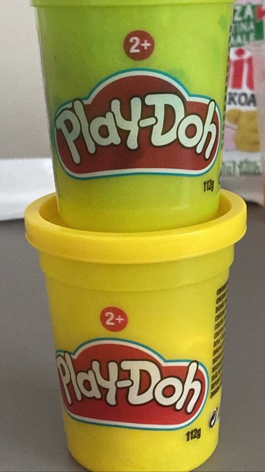 send me 5&euro; &amp; i&rsquo;ll make ur dick out of play-doh https://t.co/bpRqehO5Ae<a href="/tag/avnawards"class="tags"><span>#avnawards</span></a>